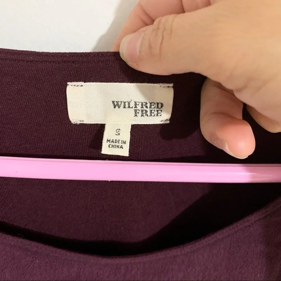 Wilfredfree from Aritzia purple basic top Size Small - Picture 3 of 7